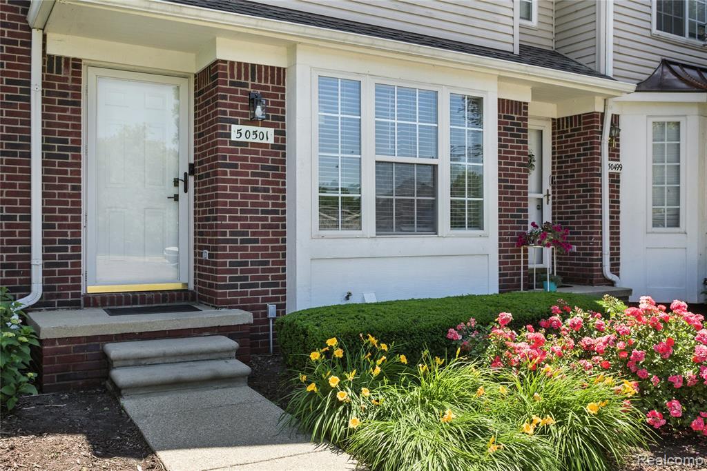 50501 Abbey Drive, New Baltimore, MI 48047 — Photo 3