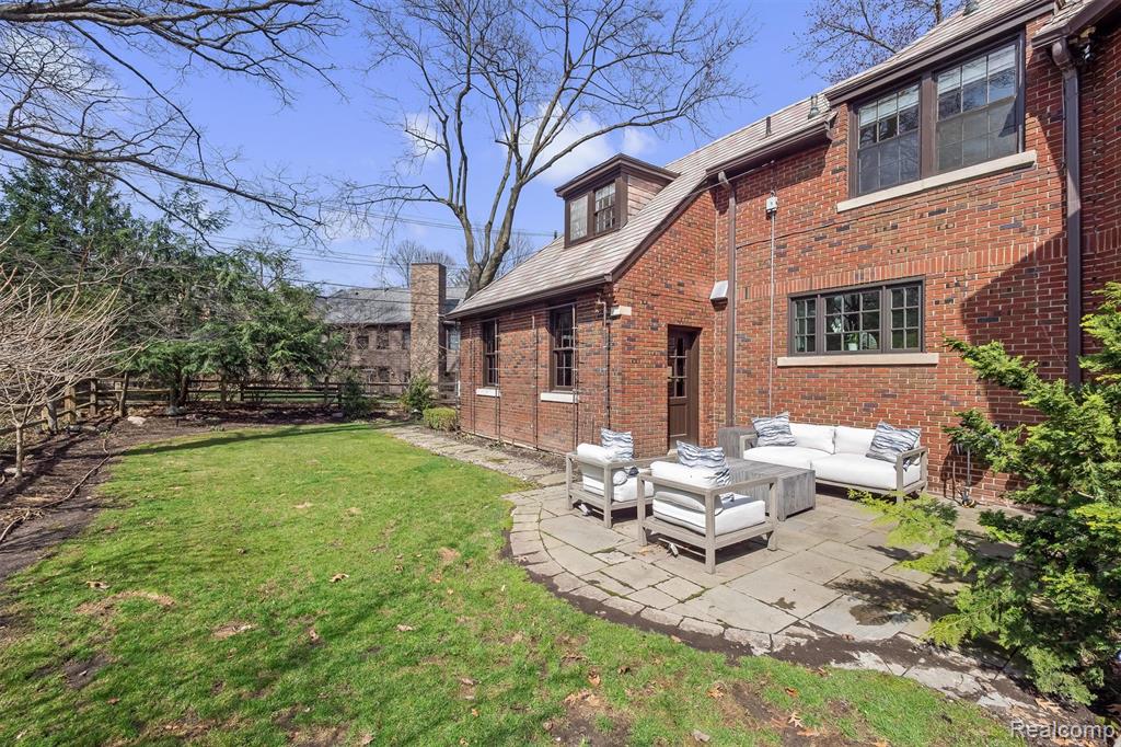 2026 Norway Road, Ann Arbor, MI 48104 — Photo 37