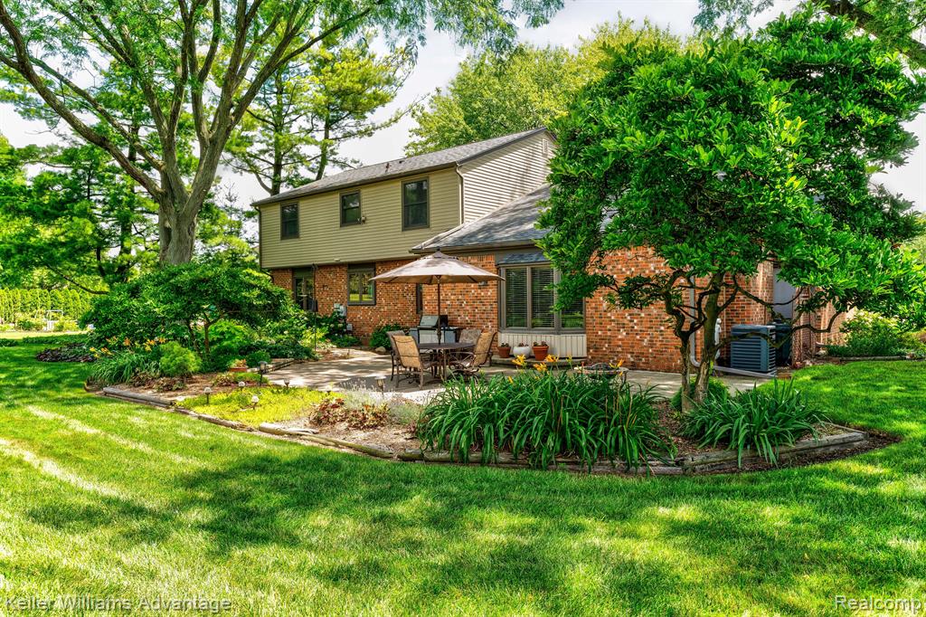 41764 Camden Court, Northville, MI 48168 — Photo 40