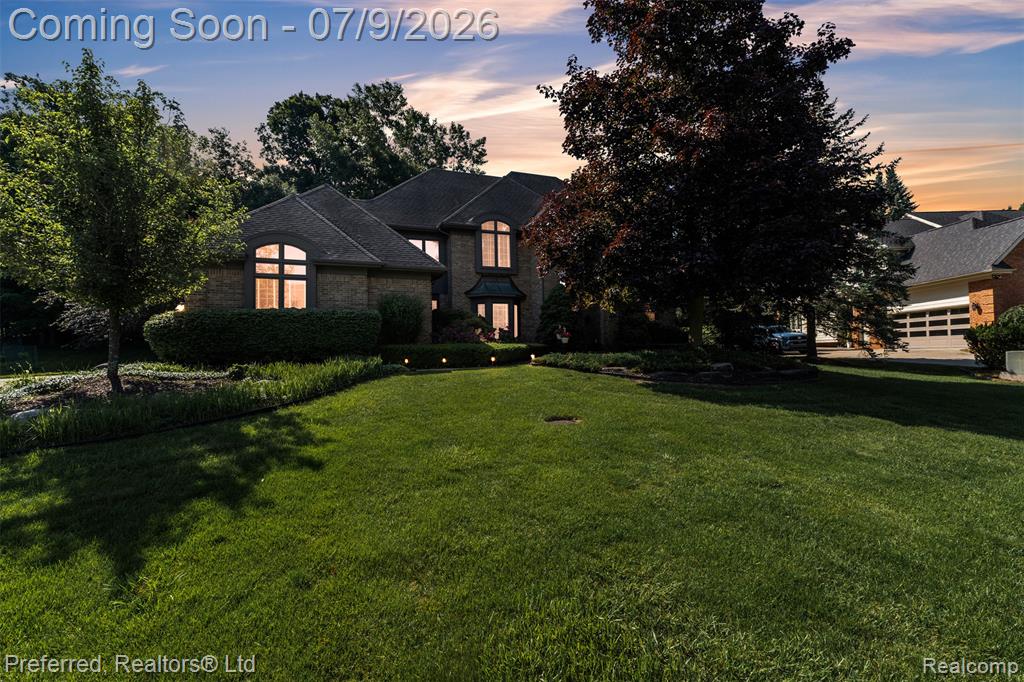 17649 Rolling Woods Circle, Northville, MI 48168
