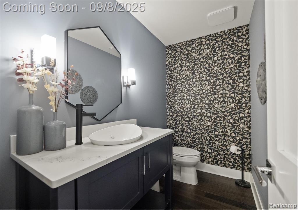 4605 Sunningdale Drive, Bloomfield Hills, MI 48302 — Photo 23