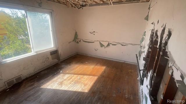 13042 Evanston Street, Detroit, MI, 48213