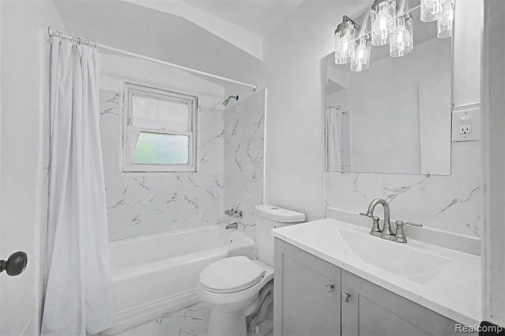 6438 ARCHDALE Street, Detroit, MI 48228 — Photo 15