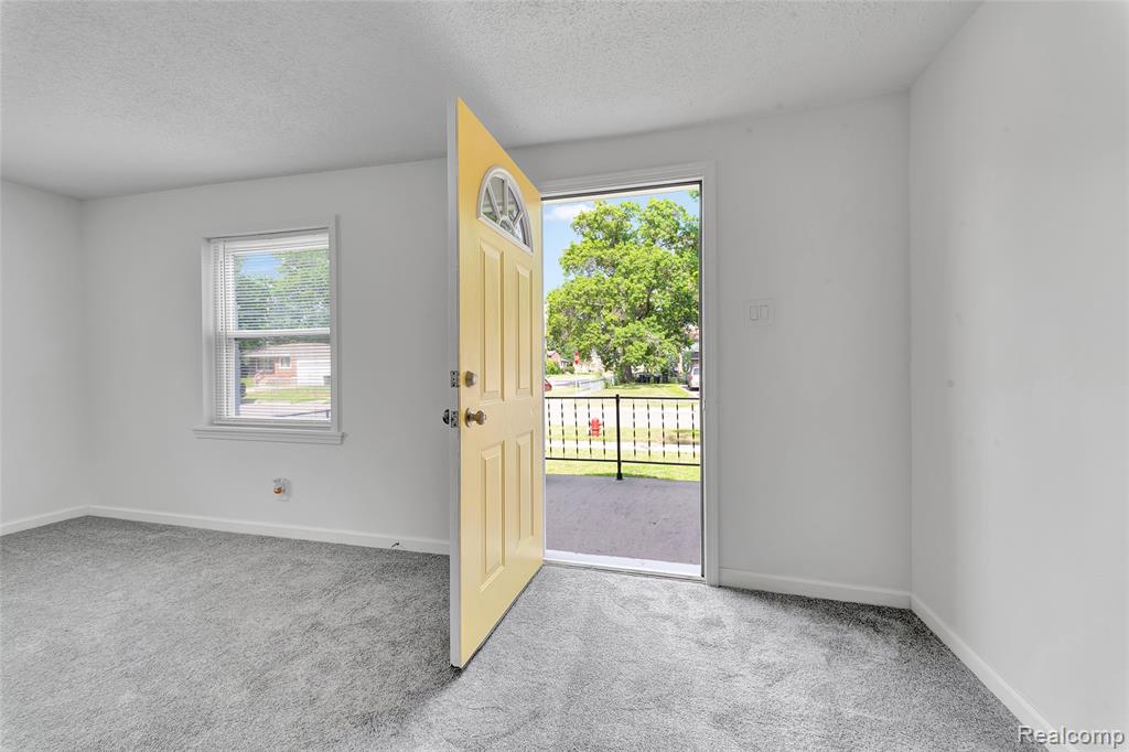 20885 Westview Avenue, Ferndale, MI 48220 — Photo 6