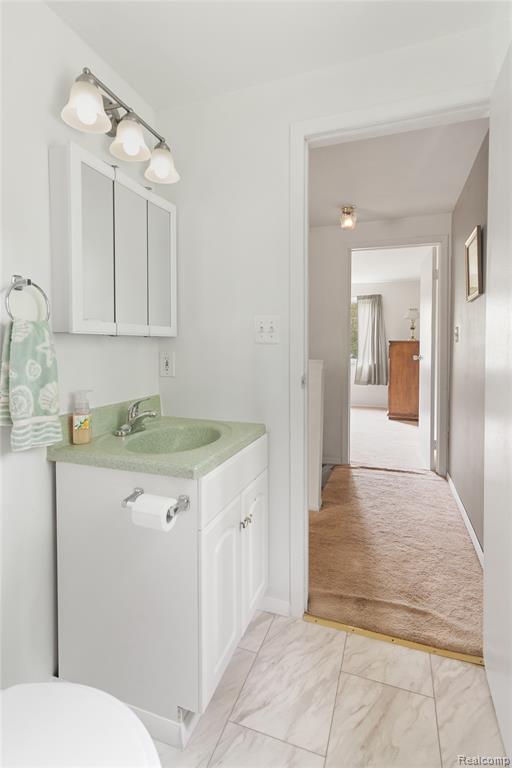 4327 Lancashire, Milford, MI 48380 — Photo 25