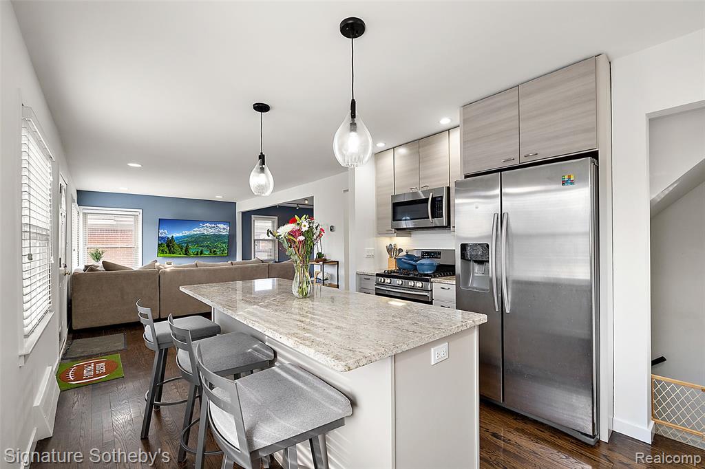 4618 Groveland Avenue, Royal Oak, MI 48073 — Photo 11