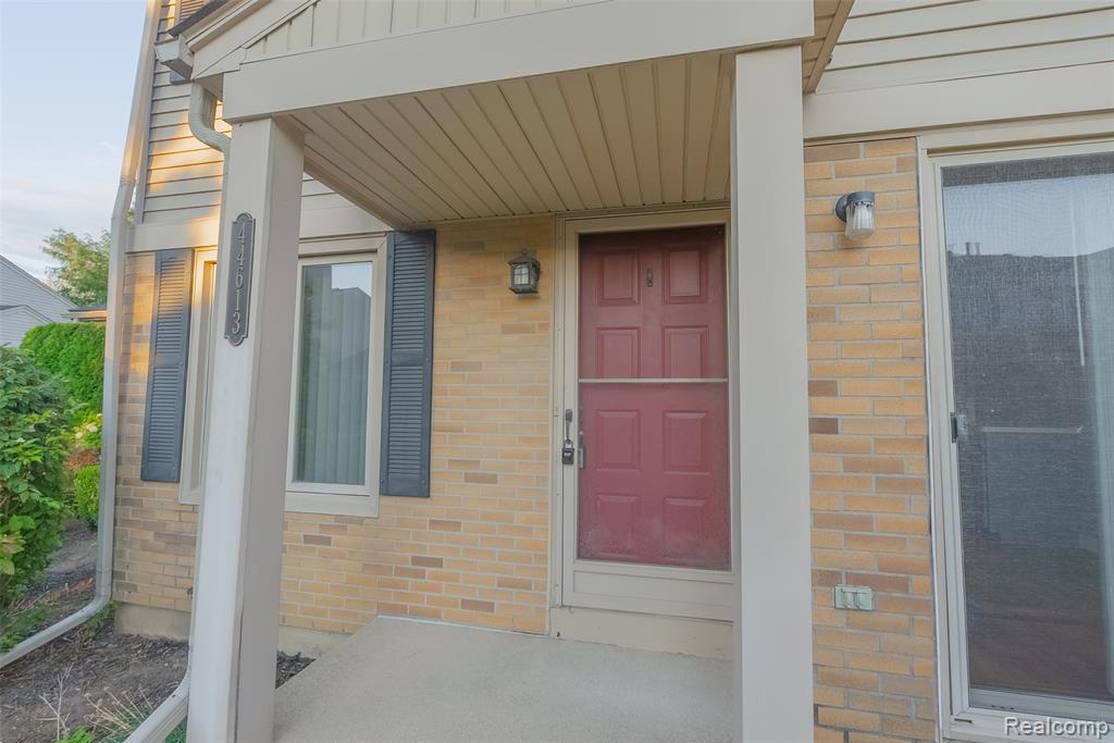 44613 New Hampshire Drive, Clinton Twp, MI 48038 — Photo 3