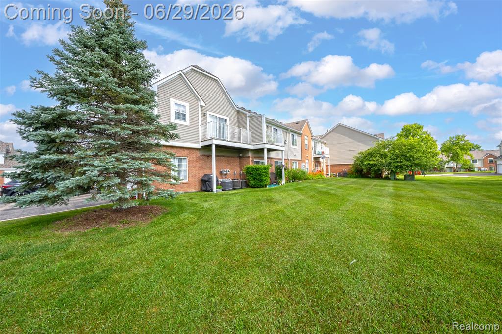 54726 Monarch Drive, Utica, MI 48316 — Photo 3