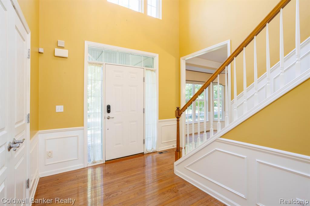 50154 BLACK HORSE Lane SW, Canton, MI 48188 — Photo 21