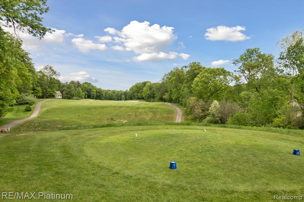 8257 Abalone Way, Pinckney, MI 48169 — Photo 28