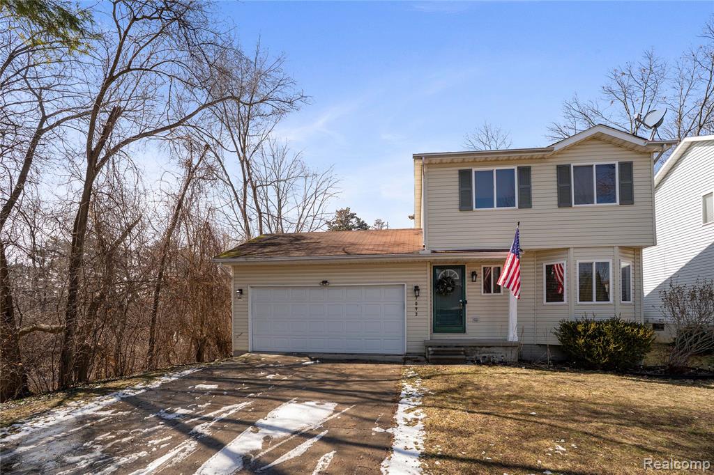 7093 Rolling Hills Drive, Waterford, MI 48327 — front exterior