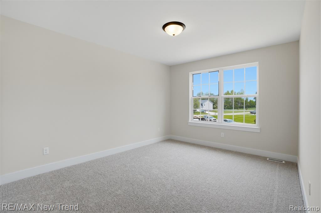 2100 Crested Butte Drive, White Lake, MI 48383 — Photo 37