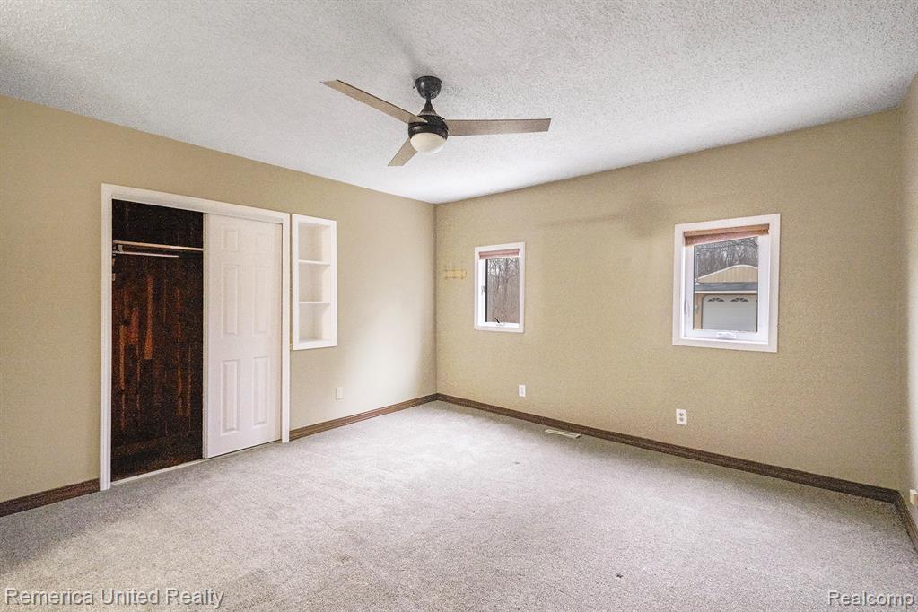 12237 Dalhart Drive, Fenton, MI 48430 — Photo 19