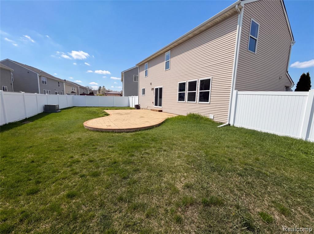 42824 Greystone Drive, Sterling Heights, MI 48313 — Photo 42