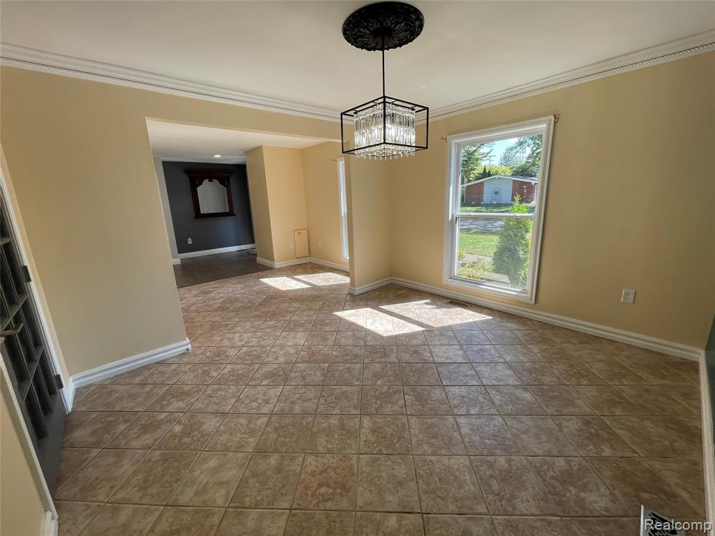 8981 Devon Drive, Shelby Twp, MI 48317 — Photo 8
