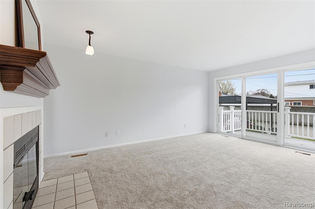 5186 E 14 Mile Road, Warren, MI 48092 — Photo 11