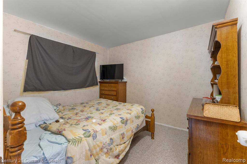 6483 COLONIAL Street, Dearborn Heights, MI 48127 — Photo 14