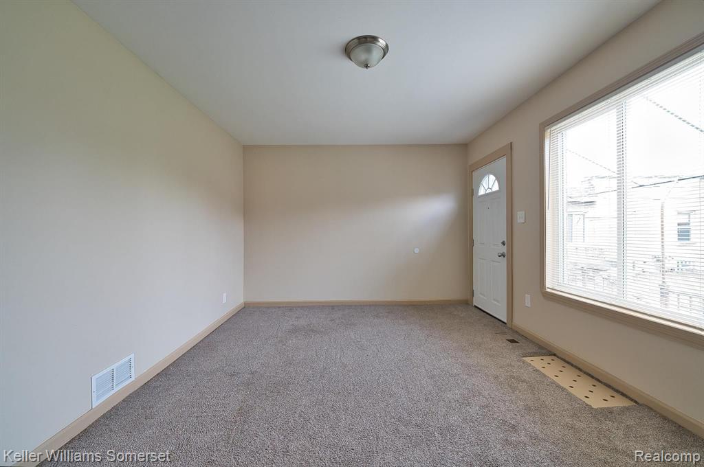 51 SPOKANE Drive, Pontiac, MI 48341 — Photo 40
