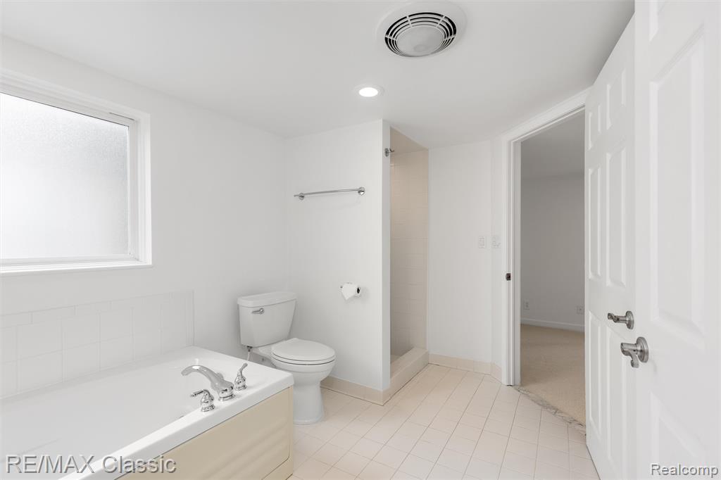 605 Fernwood Road, Royal Oak, MI 48067 — Photo 19