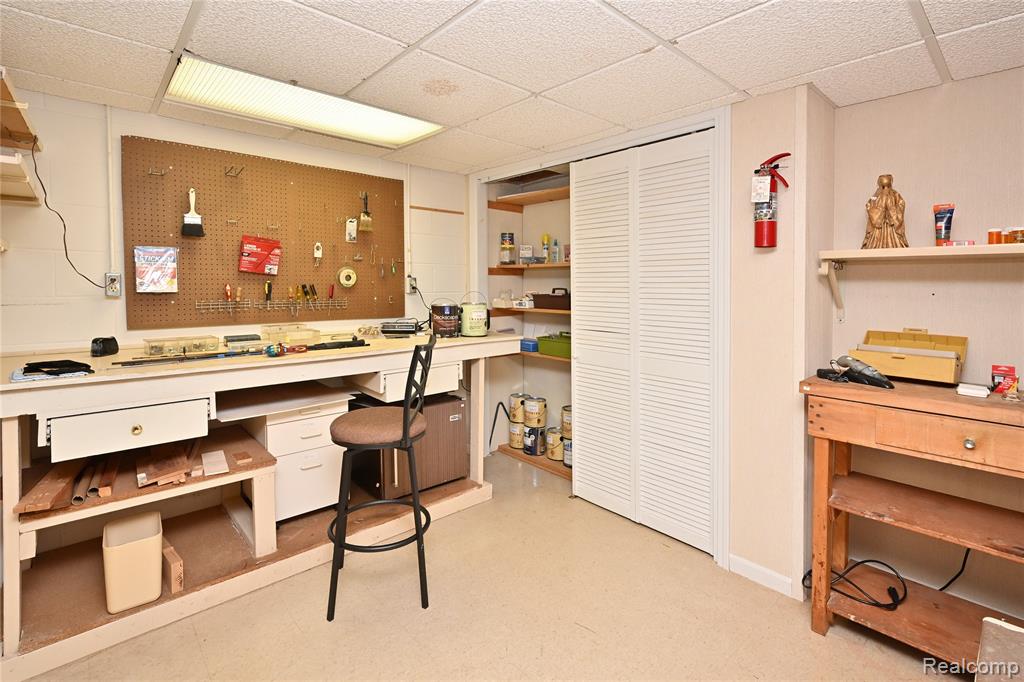 618 Deauville Lane, Bloomfield Hills, MI 48304 — Photo 32