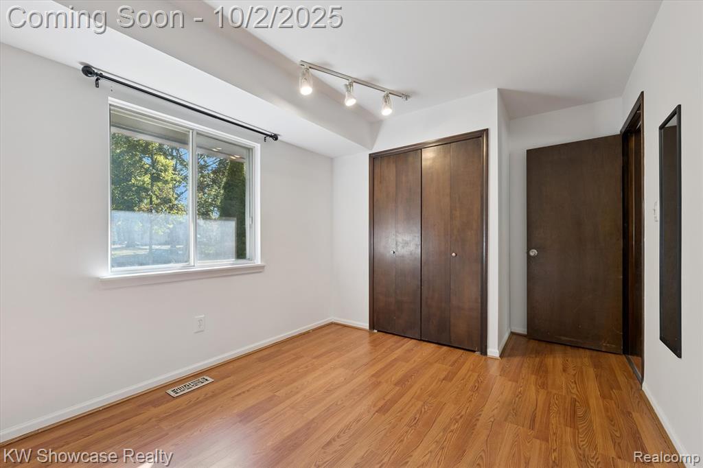 8760 Cooley Beach Drive, White Lake, MI — Photo 38