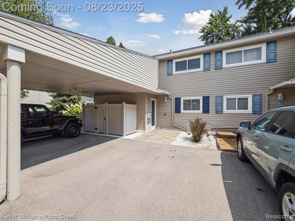 751 Kirts Boulevard, Troy, MI 48084 — Photo 8