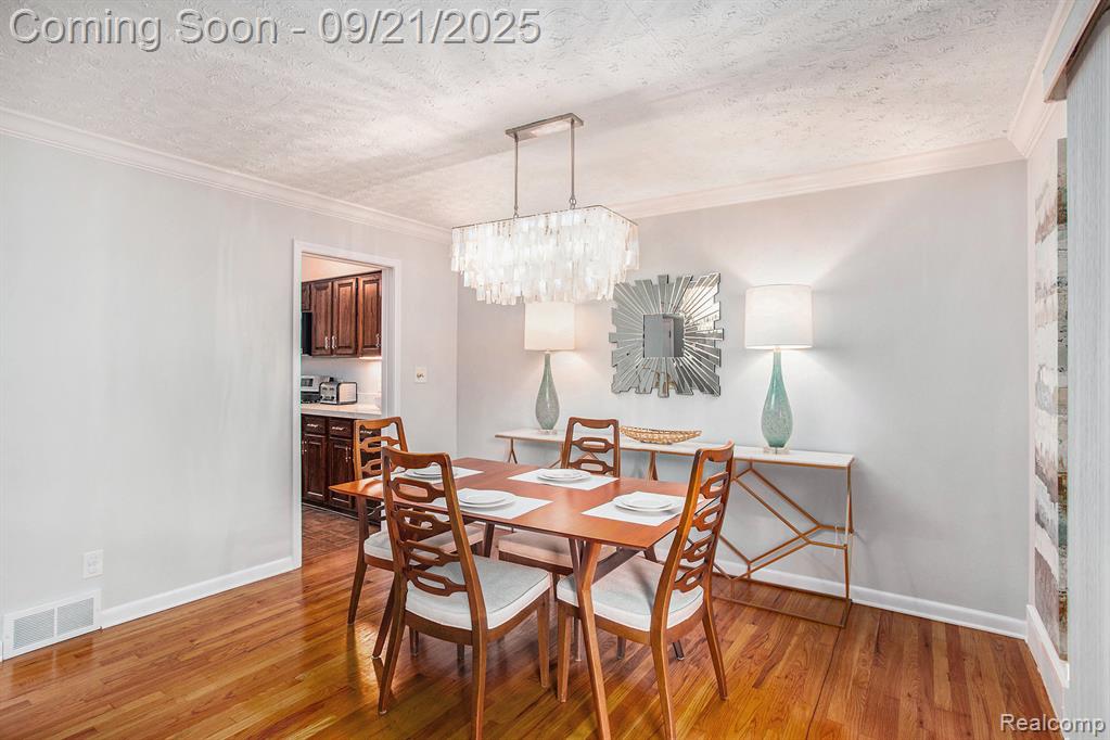 1054 Stratford Lane, Bloomfield Hills, MI 48304 — Photo 7