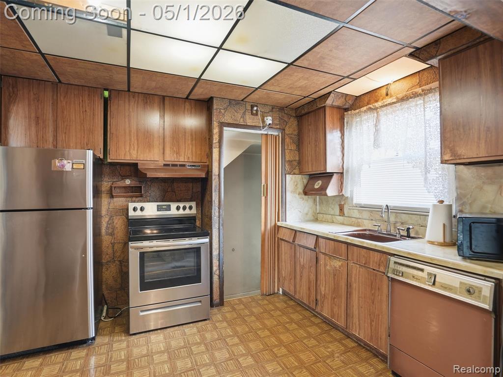18492 Snowden Street, Detroit, MI 48235 — Photo 7