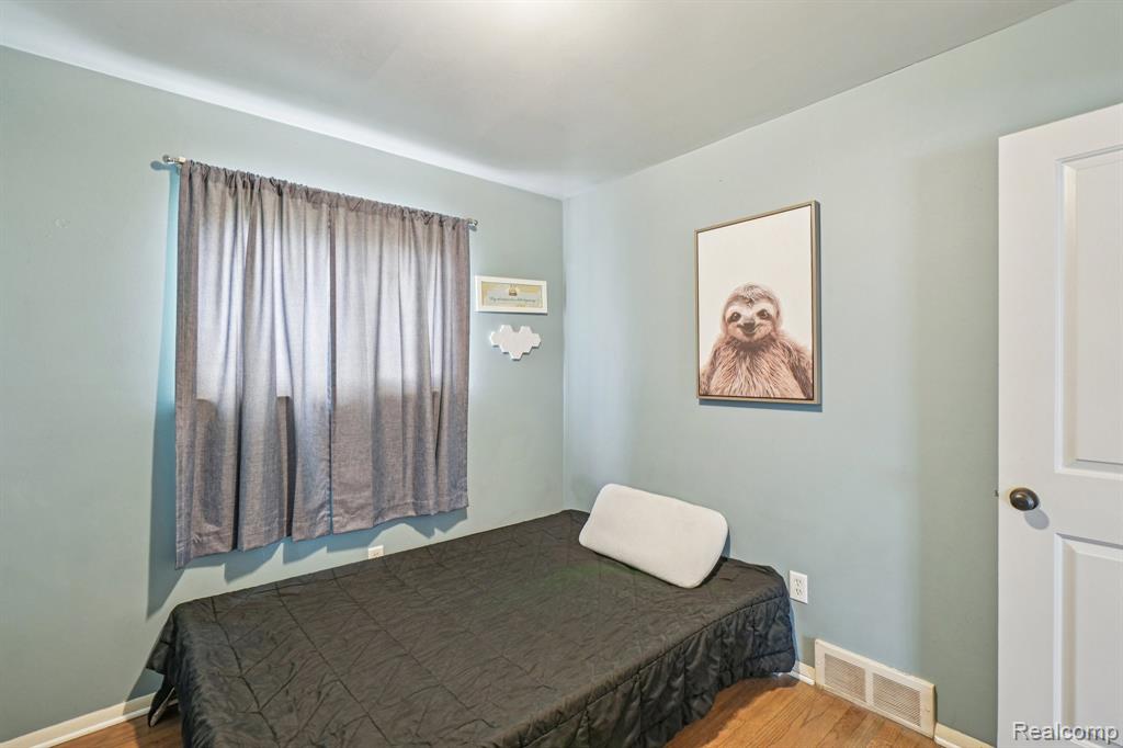 630 Peacock Avenue, Pontiac, MI 48340 — Photo 16