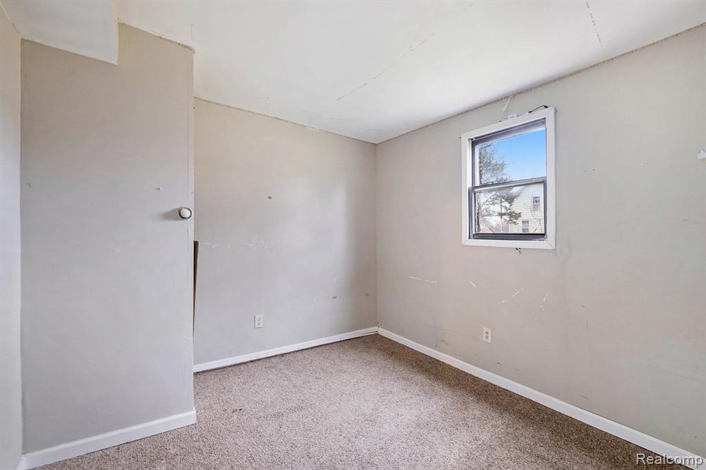 4138 Lapeer Road, Burton, MI 48509 — Photo 21