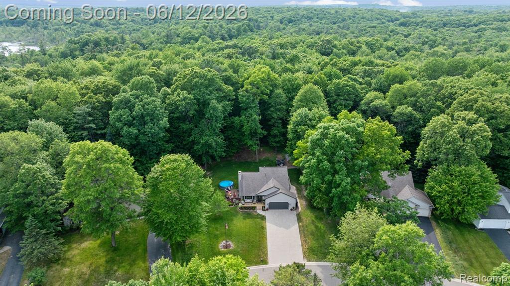 2285 Somerville Drive, Oxford, MI 48371 — Photo 2