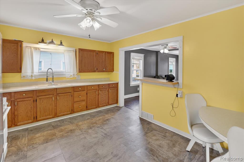 926 Kentucky Court, Monroe, MI 48161 — Photo 15