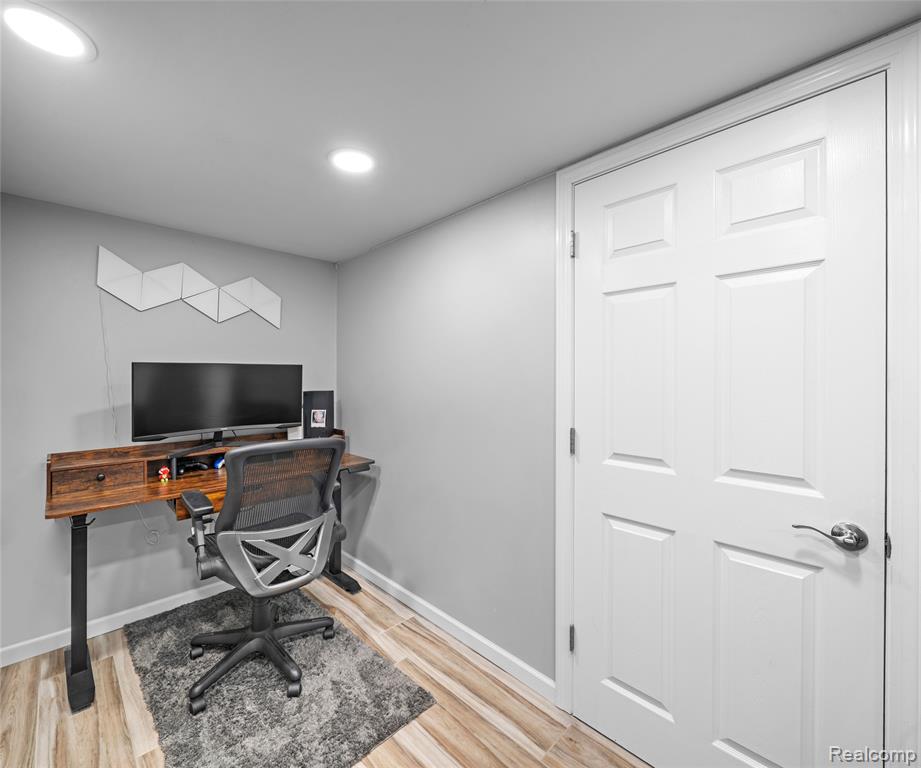 6838 Moccasin Street, Westland, MI — Photo 33
