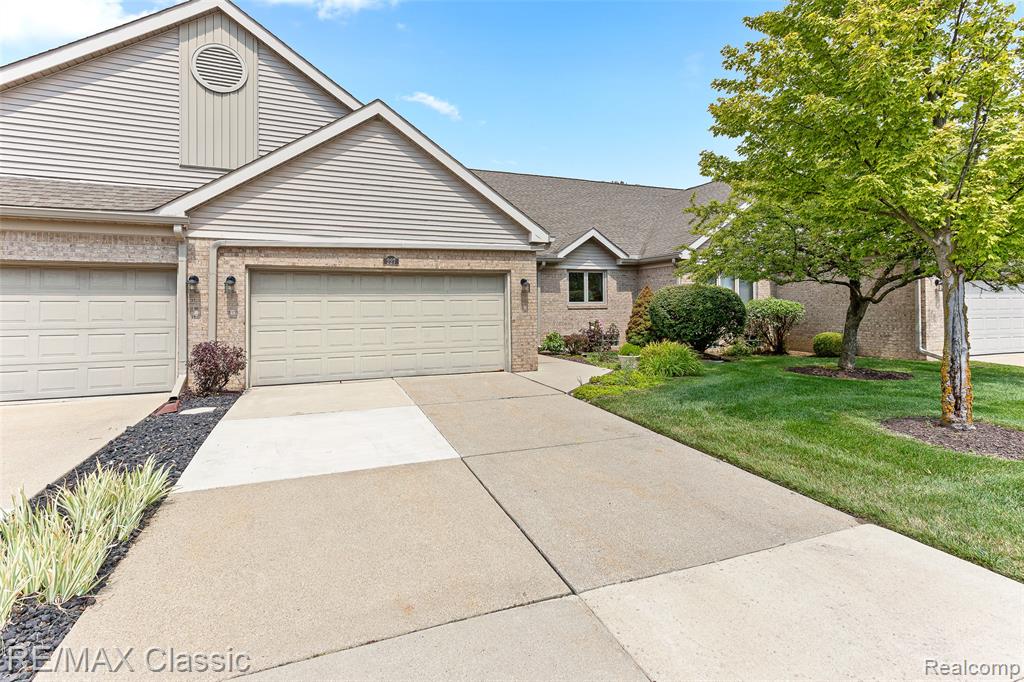 227 Edington Circle, Canton, MI 48187 — Photo 39