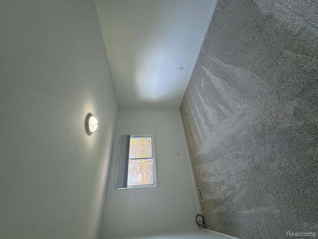 4137 Wingate Drive, Sterling Heights, MI 48310 — Photo 9