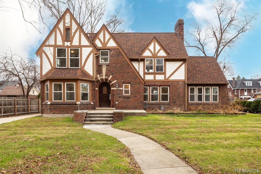 520 FISKE Drive, Detroit, MI 48214 — Photo 30