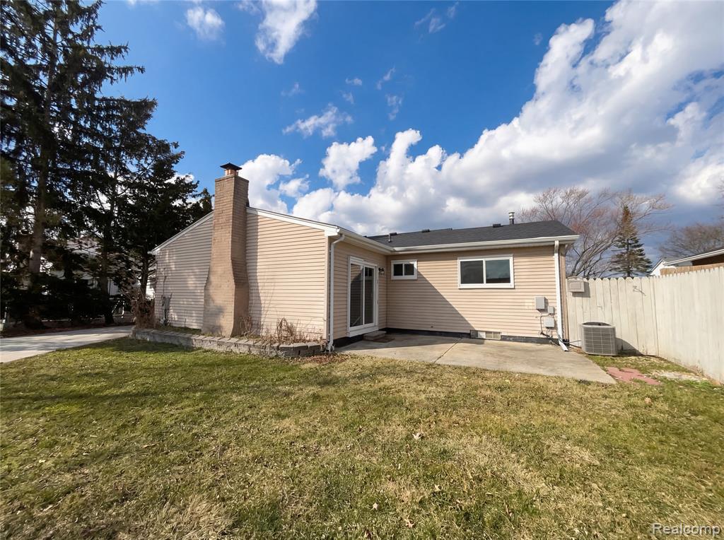 42195 Fairview Drive, Canton, MI 48187 — Photo 5
