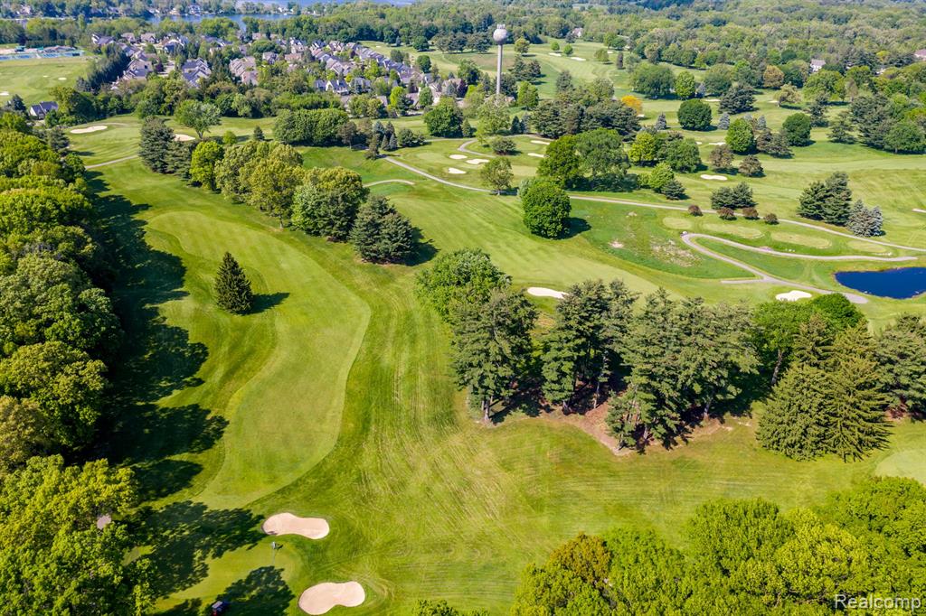 4467 GOLF VIEW Drive, Brighton, MI 48116 — Photo 44
