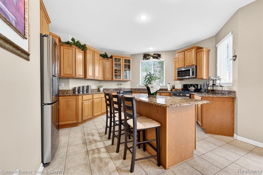 26974 Debiasi Drive, Romulus, MI 48174 — Photo 12