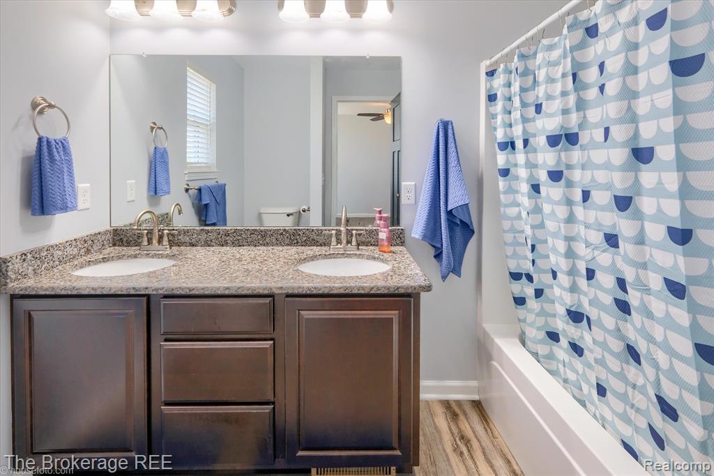 1437 Pondview Drive, Davison, MI 48423 — Photo 32