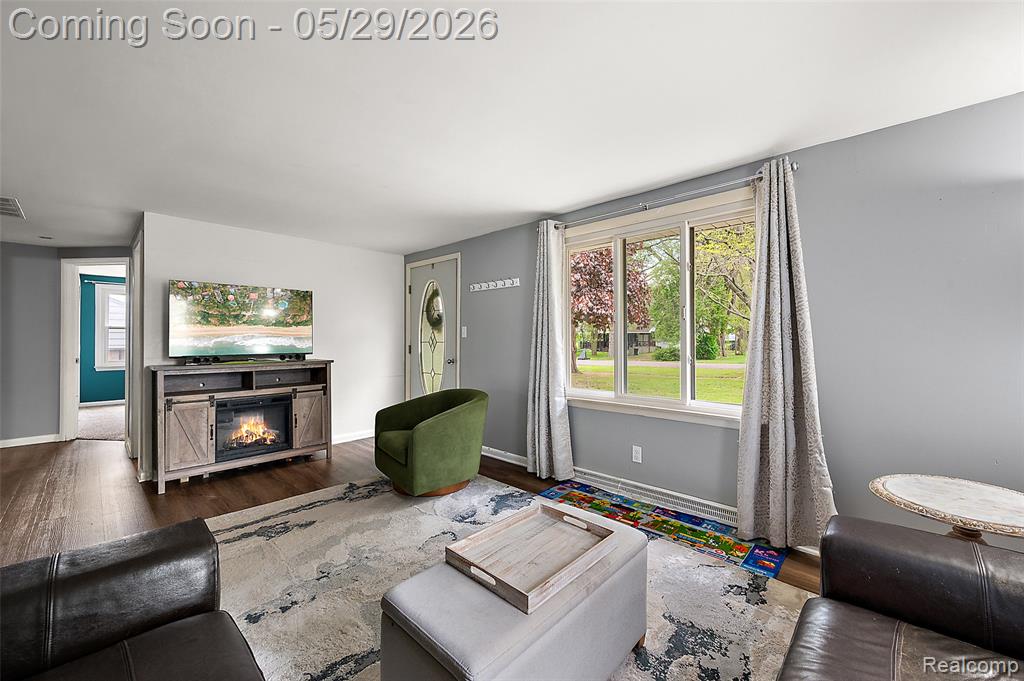 4407 Gilbert Street, Columbiaville, MI 48421 — Photo 5