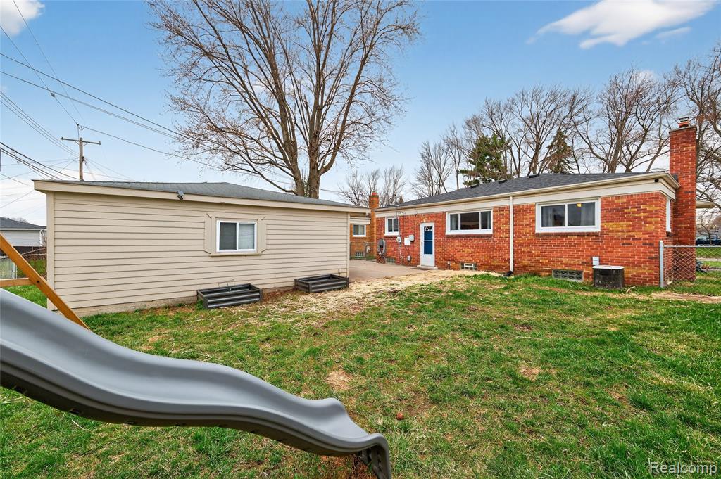 33225 Florence Street, Garden City, MI — Photo 33
