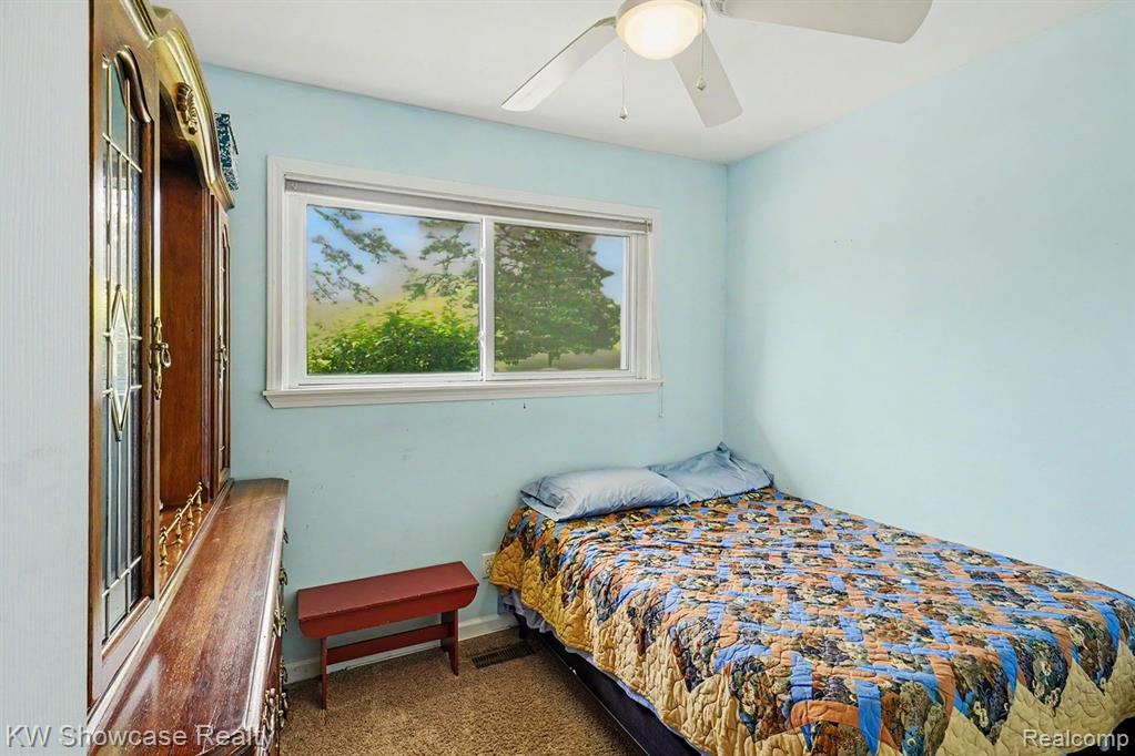 6612 Rowley Drive, Waterford, MI 48329 — Photo 8