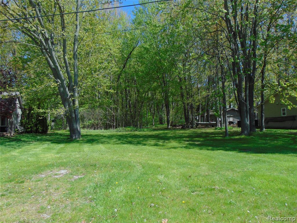 456 Maple Street, Algonac, MI 48001 — Photo 2