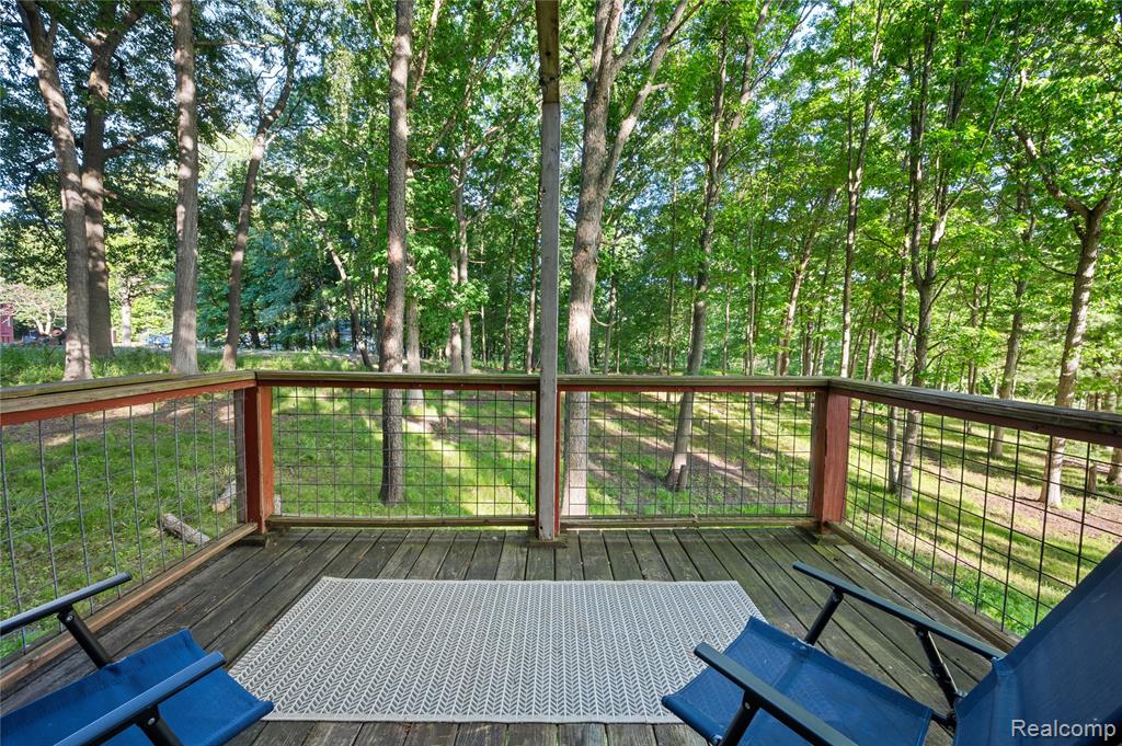 1653 INDIAN GARDEN Lane, Milford, MI 48380 — Photo 51