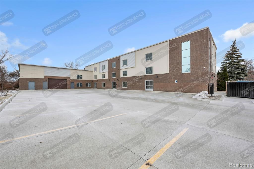 4504 Oakwood Boulevard, Melvindale, MI — front exterior