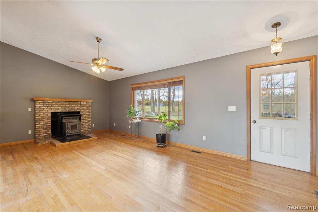 5920 W Coon Lake Road, Howell, MI 48843 — Photo 8
