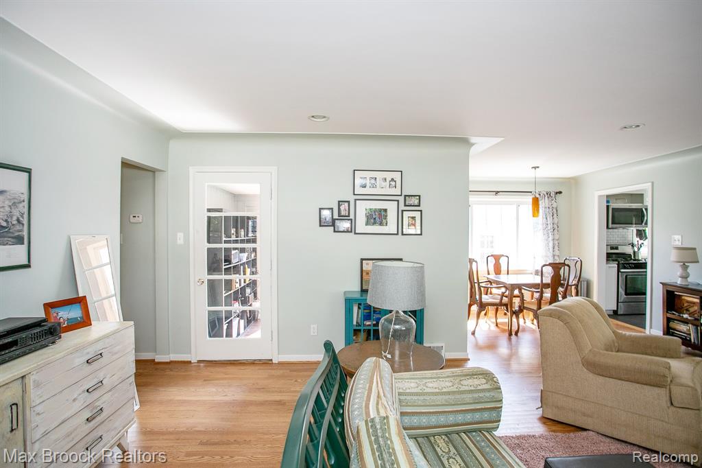 4163 Amherst Road, Royal Oak, MI 48073 — Photo 11