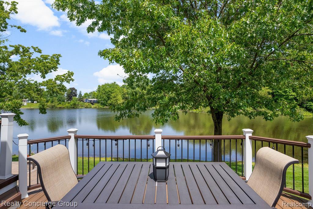9801 BROOKFIELD Drive, Brighton, MI 48116 — Photo 47