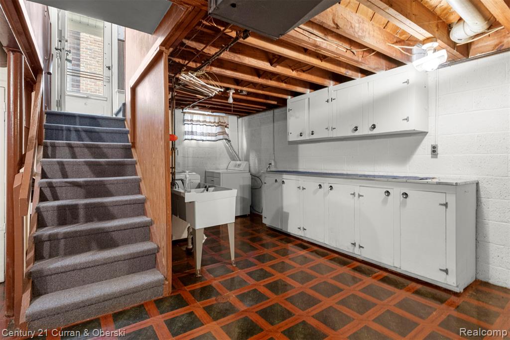 7055 Freda Street, Dearborn, MI 48126 — Photo 15